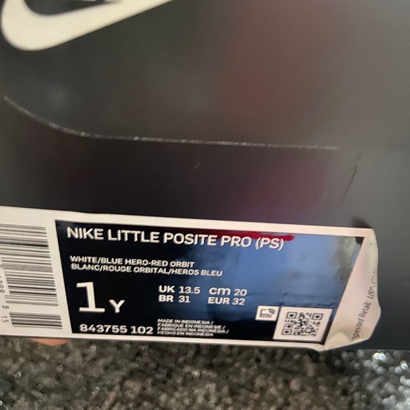 Only worn once! Great condition, like new! - Picture 2 of 2